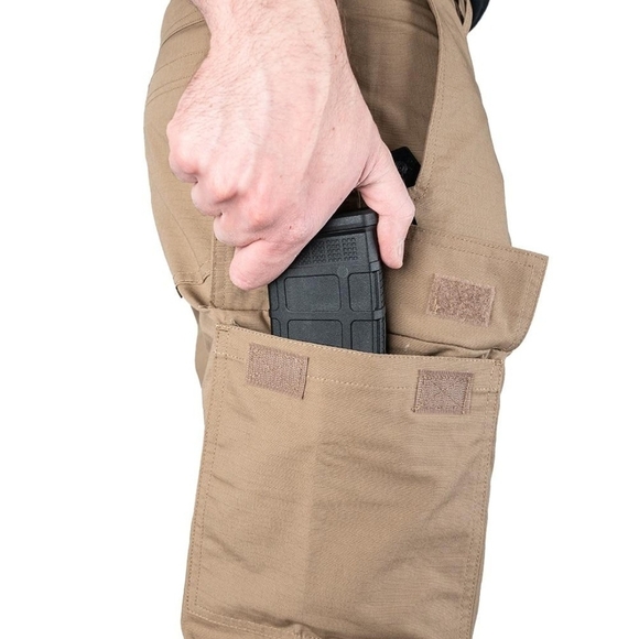 Men's Tan Cargo Pants - Picture 4 of 7